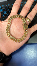 Carregar imagem no visualizador da galeria, Pulseira de Moeda Antiga Pitbul 10mm