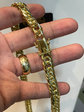 Carregar imagem no visualizador da galeria, Corrente de Moeda Antiga Elo Cubano Duplo 10mm