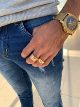 Carregar imagem no visualizador da galeria, Anel de Moeda Antiga Personalizado Com Letra Com Pedras Laterais